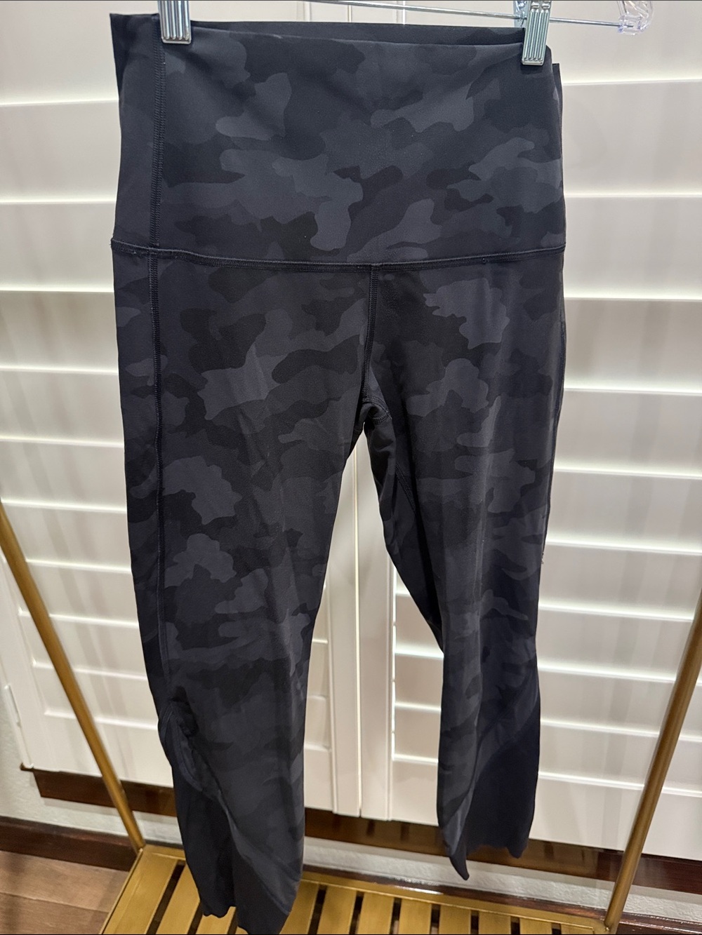 lululemon athletica Black Camo High-Rise Scallop Cropped Leggings